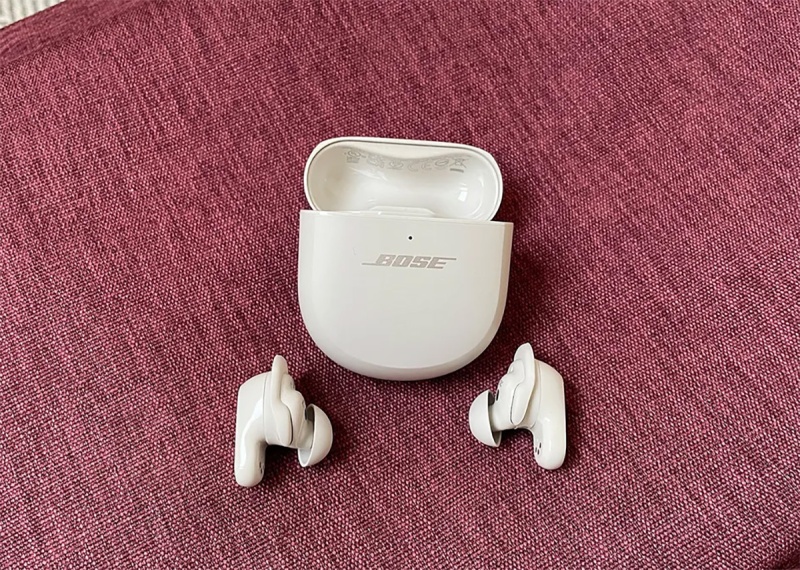 Bose QuietComfort Ultra Earbuds среди лучших наушников с шумоподавлением 2024 года в рейтинге What Hi-Fi?