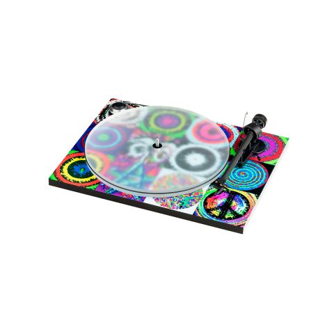 Pro-Ject Essential III (OM10) The Ringo Starr Peace & Love Turntable – витринный образец