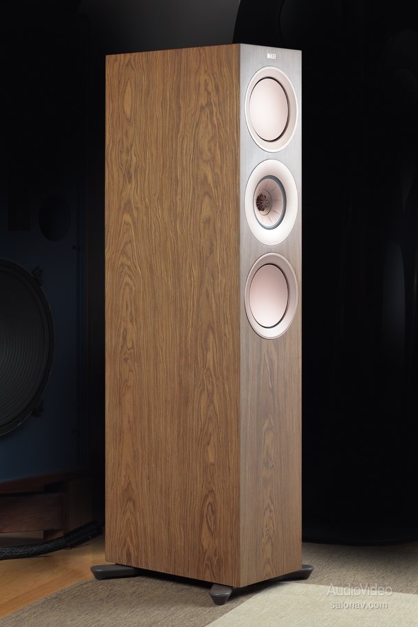 KEF R7