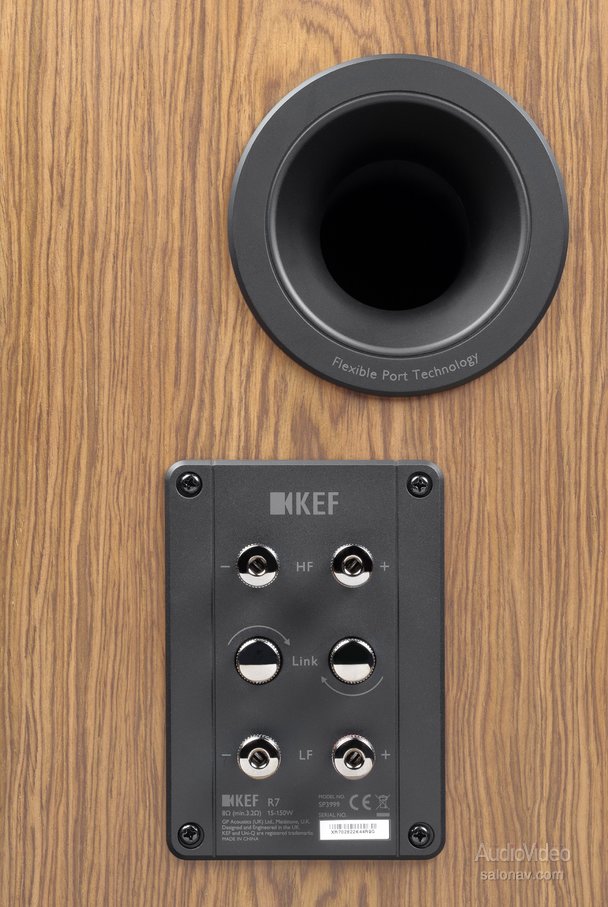 KEF R7