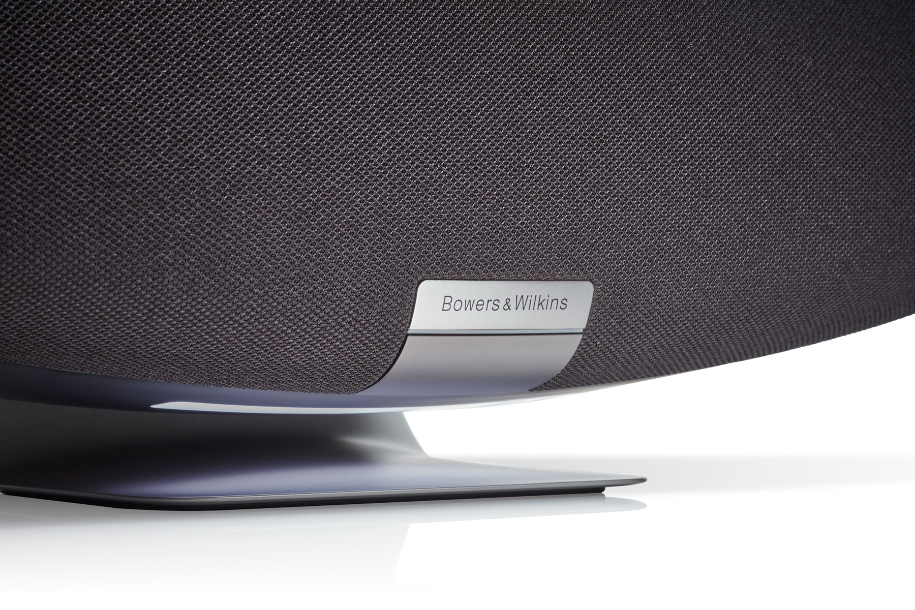 Bowers & Wilkins Zeppelin 2021